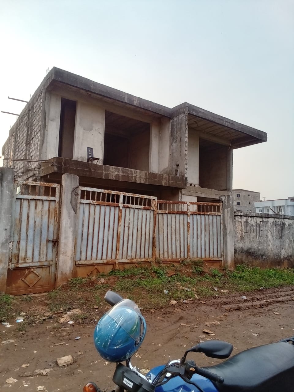 Duplex dans une cour fermée