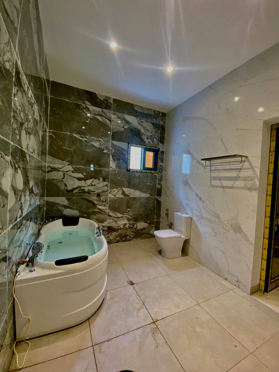 VILLA DUPLEX a vendre  AU TOGO - Lomé - Photo 3